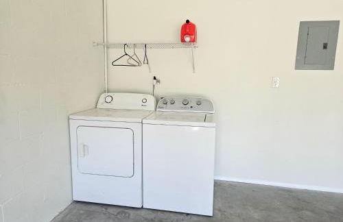 Magical Getaway- Cozy Home Minutes from Disney, Restaurants & Outlets! - Foto 32