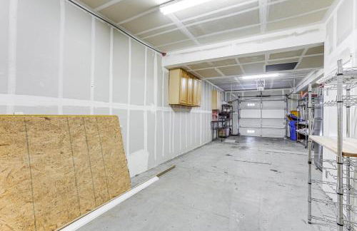 Walk to BART Station Richmond Townhome with Balcony - Photo 26