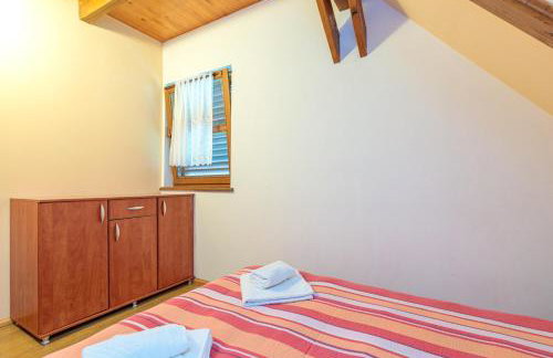 Chalet Zavrh with Private Heated Pool - Foto 25