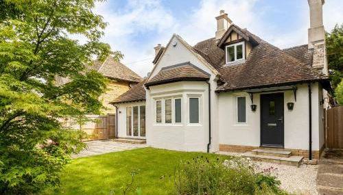 Stunning 5 Bed in the Centre of Bourton! - Foto 2