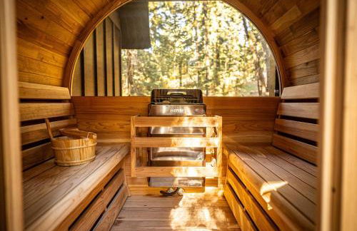 Lightfoot Cabin Mid-Century Perfect Romantic Getaway Hot Tub Sauna - Foto 1