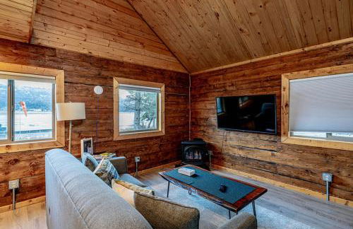 Lakeshore Lodging Cabins - Photo 12