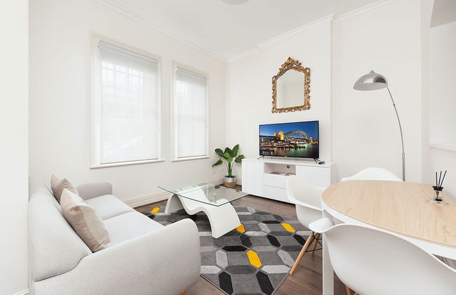 Stunning Sydney Home 11 - Photo 7