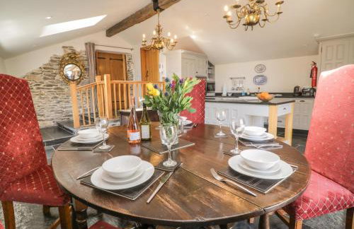 Glanville House - Photo 17