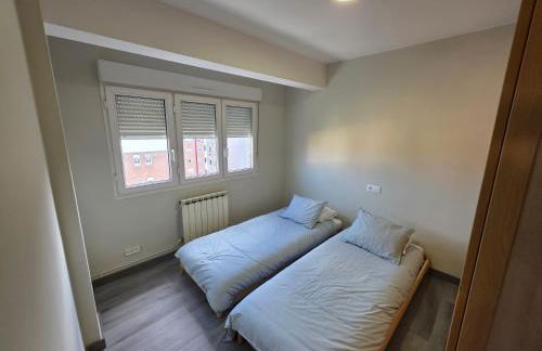 Torre Gijón - Espacioso y luminoso - 3 dormitorios - Foto 2