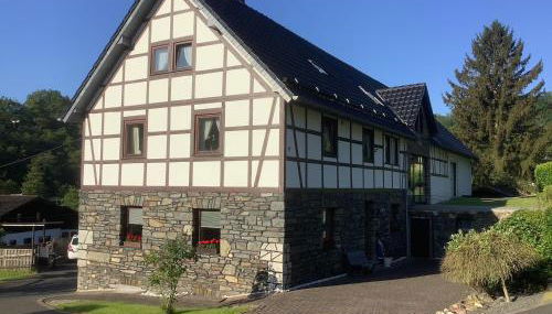 Berg Blick Eifler Bauernhaus modern restauriert - Foto 3