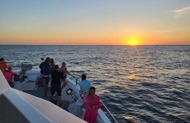 Cape Trafalgar Sunset Boat Ride - Photo 4