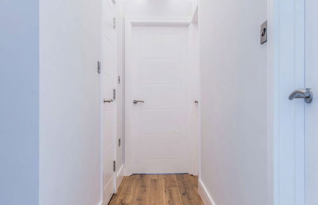 26 Penge House - Photo 15