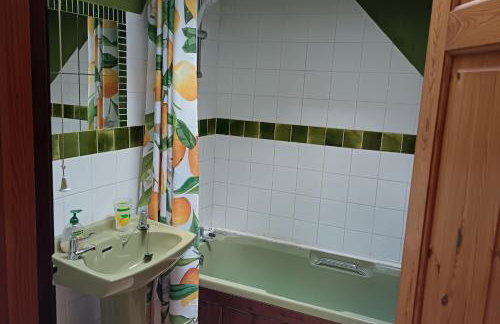 Inviting 2-bed Cottage in Newcastle Emlyn - Foto 7