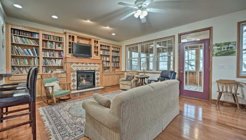 Lake Michigan Waterfront Home 1 Mile to Downtown! - Foto 5