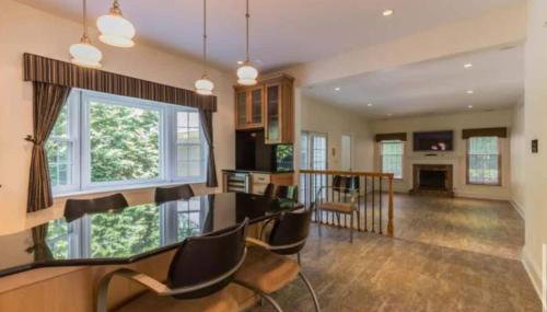 5 Bedrooms Indoor Pool Huge Yard - Foto 2