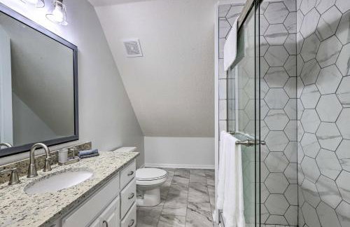 Lakefront Eatonton Home Boat Dock and Fire Pit - Foto 12