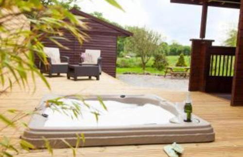 3-bed Lodge - Sleeps 7 - Hot Tub - Pet Friendly - Foto 34