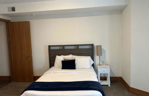 3BR Luxury Suite with Parking at The Grand Castle - Foto 18