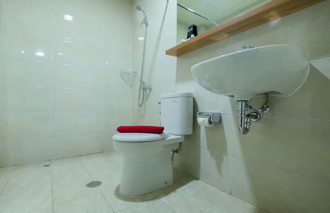 Best Location 1BR Mustika Golf Apartment - Foto 24