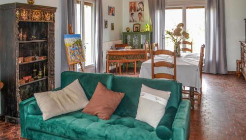 Cozy Home In Saint Saud Lacoussière - Foto 3