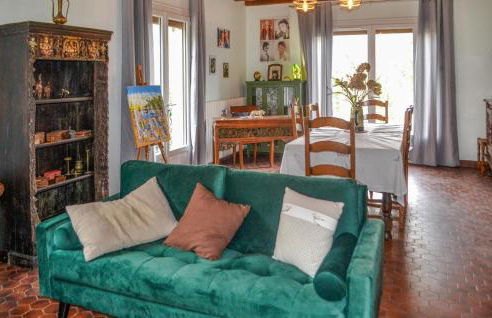 Cozy Home In Saint Saud Lacoussière - Foto 3