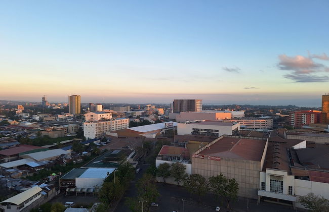 Bright Studio Sleeps 3 With Parking and City View - Foto 16