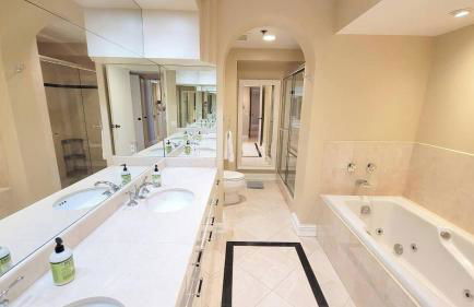 Luxurious and Spacious 2-Bedroom Condo Unit Downtown San Diego in the Heart of the Gaslamp Quarter - 30-Day Min recommended - 14-Day Min acceptable - Foto 21