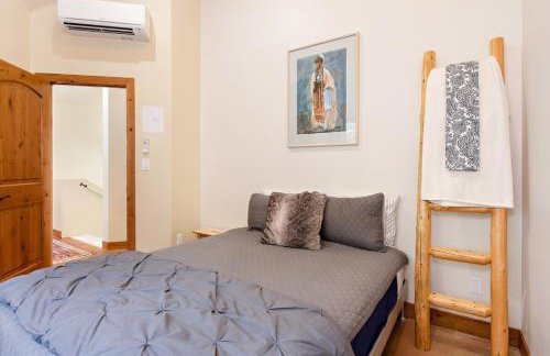 Million Dollar Castle Walk to downtown Glenwood and HotSprings - Foto 51