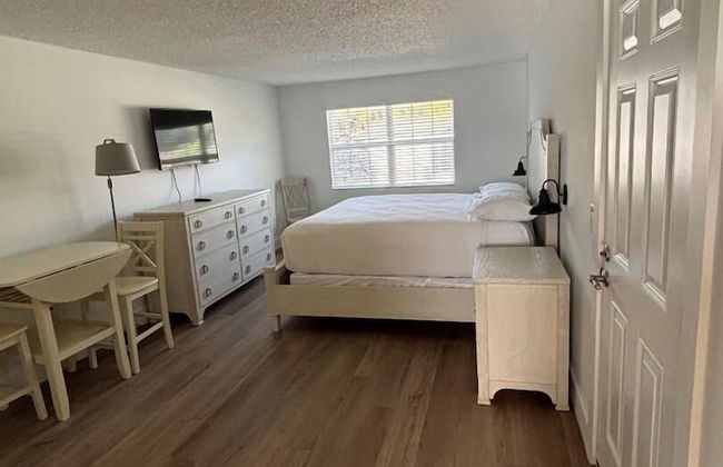 Castaways On The River - Foto 3