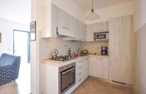 3 Bedroom Cozy Home In Massarosa - Foto 16