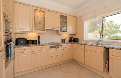 Beautiful Villa on Boavista Golf Resort - Daily Service & Spa Access - Foto 8