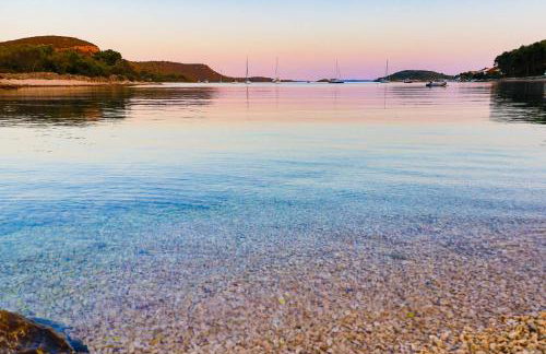 Zadar Kali Booking Franov Residence on island Ugljan with the pool, BBQ and beautiful sea-view! - Foto 24