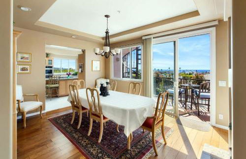 Oceanview Coastal Retreat in Redondo Beach - Foto 12