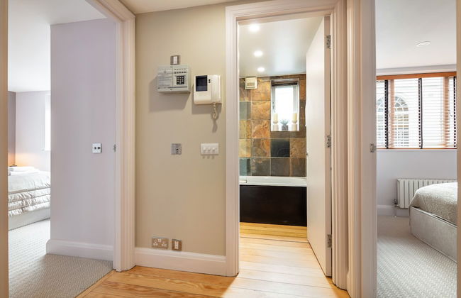 Prime Covent Garden gem with Air-Con - Foto 25