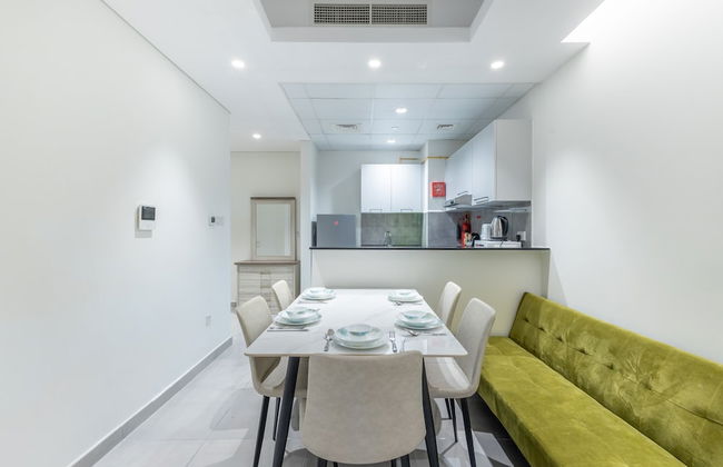 SuperHost - Comfort 1BR Centurion Onyx Retreat with Balcony - Foto 14