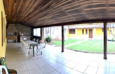 Casa Daslis Espaçosa e Bem Localizada - Foto 25