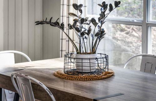 River Access Fire Pit BBQ Deck Sleeps 8 - Foto 22