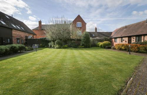 Burford Cottage - Photo 18