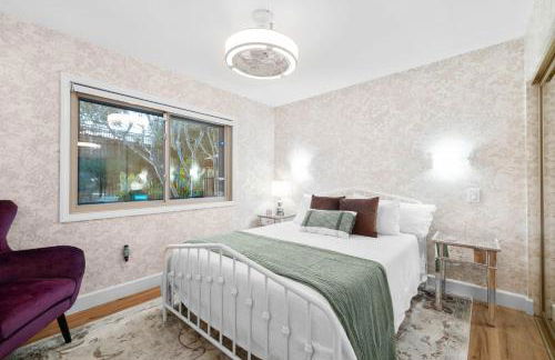 Nature-Inspired Stay with Pool, Fire Pits and More - Foto 44