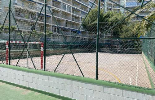 Primera línea y con piscina - Foto 15