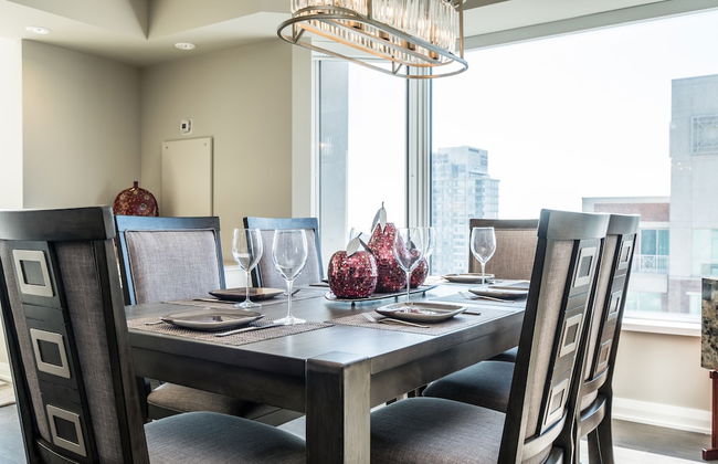 QuickStay - Premium 2bdrm in Yorkville (Yonge & Bloor) - Foto 12