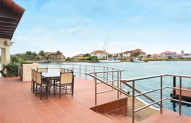 First Group Port Owen Marina - Foto 48