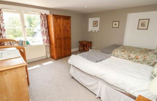 Guildford Farmhouse - Photo 30