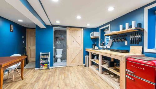 The Hygge Way, 20MIN TO NYC Times Sq - Foto 1, stove