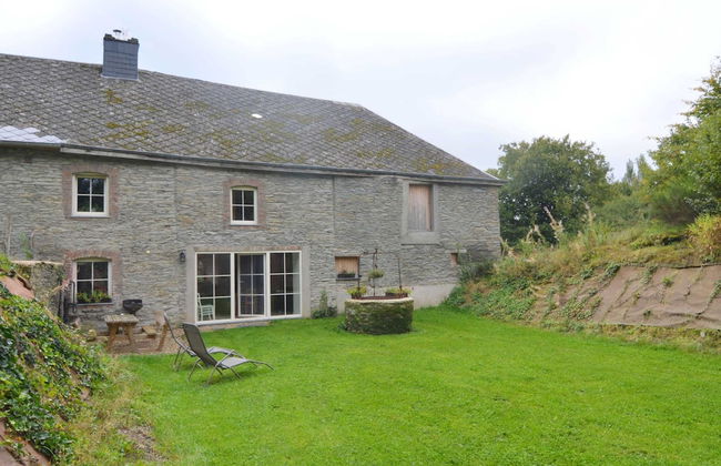 Peaceful Holiday Home With Garden in Fauvillers Belgium - Foto 32