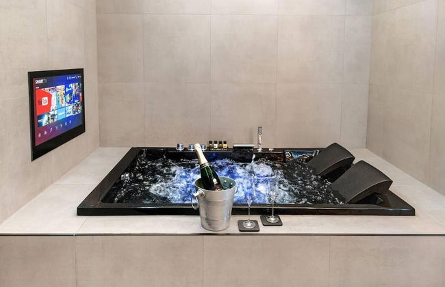 Luxury Romantic West-End Apartment With Jacuzzi Spa Bath - Foto 57