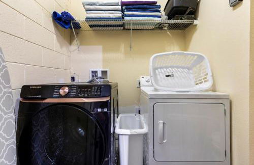 Extended Pool Deck - South Facing - Pool & Spa - Game Room - Family Friendly - Nr Disney - Foto 28