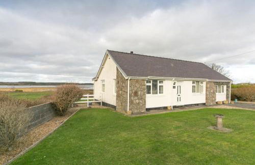 Peaceful property with stunning views - Pass the Keys - Photo 1