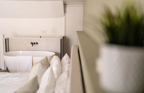 Tiny House, Stunning 1 Bed, Super King, Freestanding Bath, Parking - Foto 45