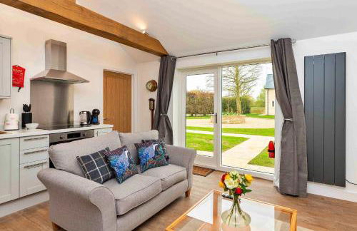 Finest Retreats - The Sett - Photo 2