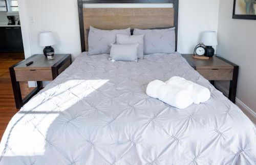 Contemporary 3-Bedroom Home with Balcony in RVA - Foto 21