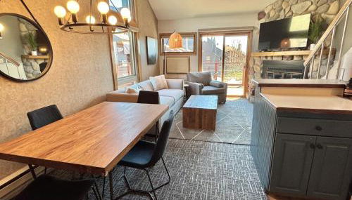 Ski in Ski out Top Floor Condo with Pools, Hot tub and more - Foto 3