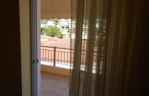 Angela s Apartment With Beautiful Balcony View - Photo 89