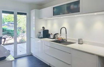 230m2 sur 3800m2 - jacuzzi 6 places - 16pers max - Foto 21